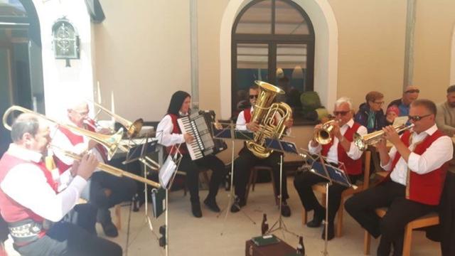 Das Matreier Bläserquintett "Wohlklang" war auf Maria Waldrast zu hören.
