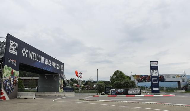 Die "Race Fans" müssen heuer in Spielberg draußen bleiben. | Foto: ripu