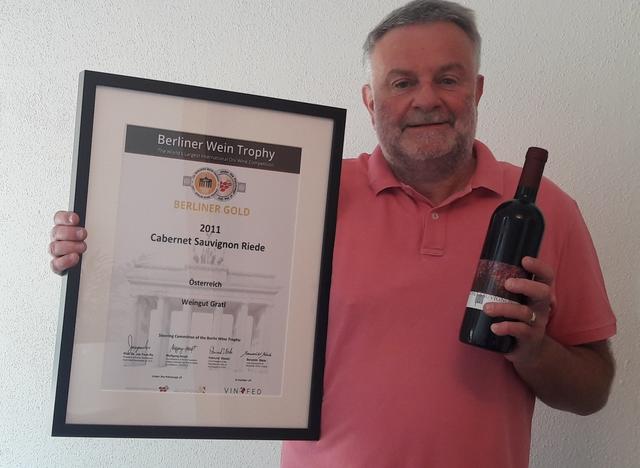 Der 2011er Cabernet Sauvignon von Christoph Gratl wurde bei der Berliner Wein-Trophy mit Gold ausgezeichnet.