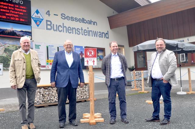 Max Biembacher, Anton Pletzer, Markus Brudermann, Egon Kahr: neue Pläne präsentiert. | Foto: Kogler
