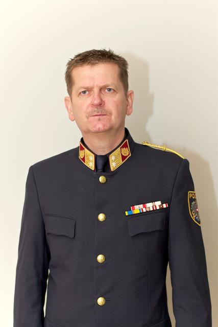 Bezirkspolizeikommandant Oberstleutnant Johann Neumüller hat die aktuelle Gewalt-Statistik parat.