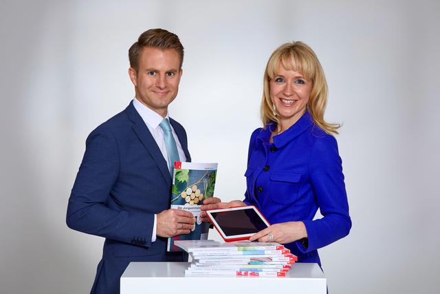 Rudolf und Sonja Trauner haben Mitte März die Online-Plattform DigiBox ihres Verlags kostenlos für alle Schüler und Lehrer in Österreich geöffnet. So sollte der Unterricht zu Hause unterstützt werden. | Foto: Trauner Verlag