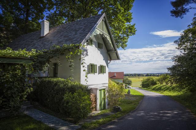 Ruhe, Erholung und Authentizität: Ein Urlaub im Naturpark Weinidylle kann wunderbar entspannend sein.