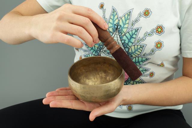 Eine der Behandlungsmethoden ist die "Klang-Therapie". | Foto: magicbowls/Pixabay