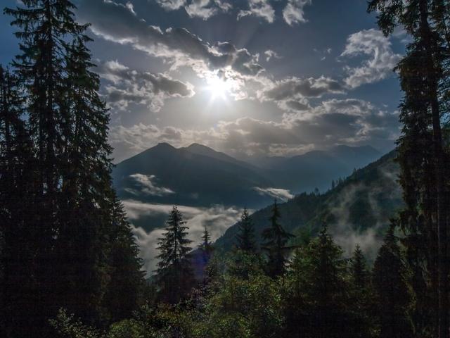 Die Initiative "Bergwelt Tirol – Miteinander erleben" wird um weitere drei Jahre verlängert. Mit dieser Initiative werden gemeinsam Konzepte und Maßnahmen, die ein konfliktfreies Miteinander in Tirols Bergen ermöglichen. | Foto: Günter Kramarcsik – Symbolbild