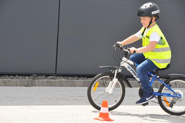 Kinder lernen richtiges Verhalten im Straßenverkehr.  | Foto: ÖAMTC