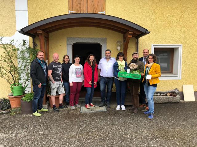 Von links: Manuel Böhm, Andreas Mara, Maria Mara, Doris Schützeneder, Elisabeth Böhm, Dietmar Stegfellner, Elke Mauß, Markus Scharner, Johann Weissengruber und Andrea Bierwolf.
