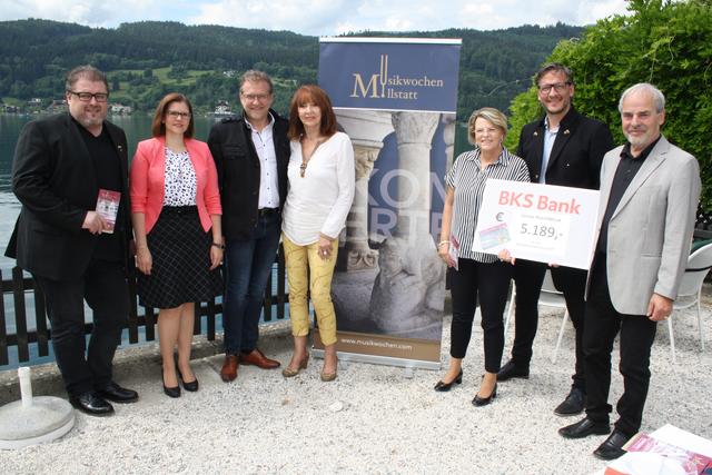 Stolz auf die Musikwochen Millstatt: Michael Printschler, Sabine Brandner, Josef Pleikner, Christine Gabriel, Elke Zerava, Daniel Kuschinsky und Bernhard Zlanabitnig. | Foto: Dorfer