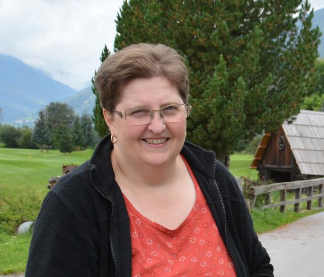 Biobäuerin Liesi Löcker und ihr Mann Peter haben sich zum Ziel gesetzt, ihren Heimatbezirk den Lungau giftfrei zu machen: das heißt kein Einsatz mehr von Pestiziden in Landwirtschaft und öffentlichem Raum.