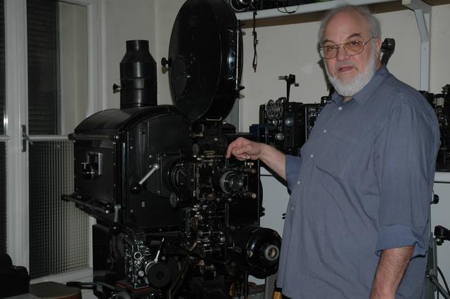 Die Filmprojektoren im Filmarchiv sind oft genauso alt, wie die gezeigten Filme.