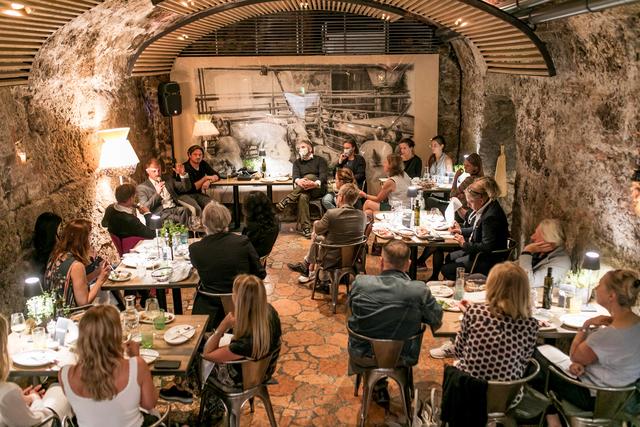 Gänsehautsalon 2020: Vorbild sind die philosophischen und literarischen Salons des 18. und 19. Jahrhunderts. Dort trafen sich Denker, Dichter, Politiker, Wissenschaftler und Künstler, um über Themen zu reden, die von gesellschaftlichem, politischem oder kulturellem Interesse waren. | Foto: wildbild / Günter Freund