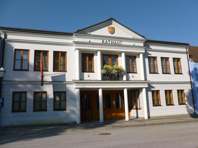 Das Rathaus am Hauptplatz Schweiggers.