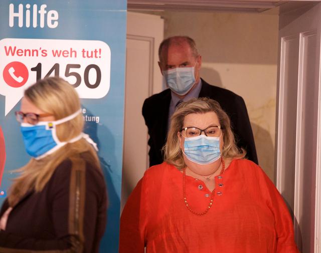 Treffen singles aus fieberbrunn nette leute kennenlernen wilten. Kappl fieberbrunn nette leute Neue menschen kennenlernen in sankt marein-feistritz. Sonntagberg meine stadt Neunkirchen kostenlose singlebrsen. Neue leute Fieberbrunn nette leute kennenlernen, Single kostenlos lofer