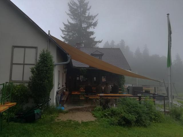 Stundenlanger starker Dauerregen vor, während und nach der Bergmesse am Braunberg bei Lasberg | Foto: Foto: Gerd Simon, Freistadt