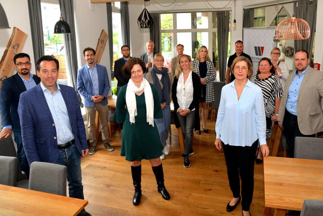 Wieder ein neuer Besucherrekord beim Unternehmer-Treff des Wirtschaftsbundes, diesmal in Linko's Bachstüberl.