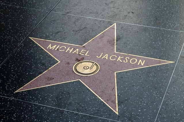 Michael Jackson wurde am Vatertag von Tochter Paris vergessen. | Foto: Pixabay.com