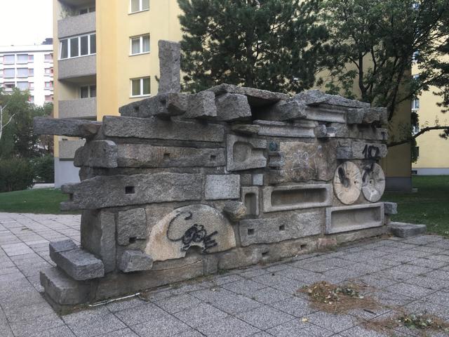 Ein Kunstwerk am Thürnlhof. 2022 feiert das Grätzel 50-jähriges Jubiläum.
