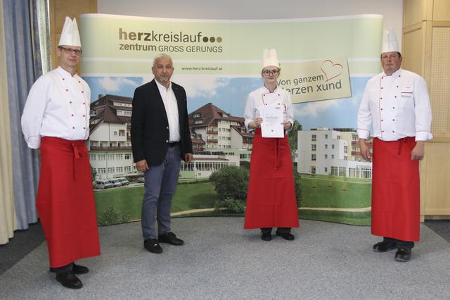Küchenleiter Gottfried Hammerl, GF Fritz Weber, Sophie Ebner, Küchenchef Stellvertreter Andreas Penz (v.l.).