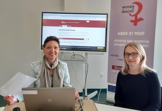 Magdalena Freißmuth und Barbara Kornhofern stehen Frauen auch Online mit Rat und Tat zur Verfügung. (v.l.)