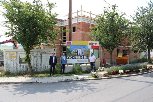 Kürzlich erfolgte die Baustellenbesichtigung der Wohnungen in Nebersdorf. | Foto: OSG