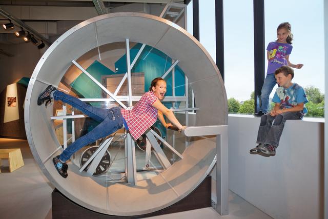Das Welios in Wels startet wieder mit spannenden und kurzweiligen Technik- und Physikstationen.