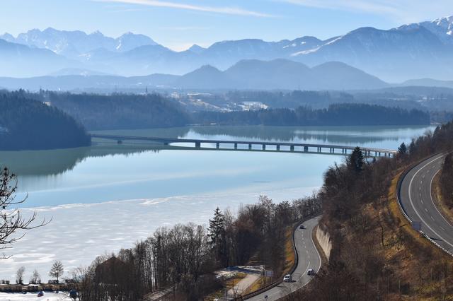 Am Montag starten die Vorarbeiten zur Brückensanierung. Der Verkehr wird ab diesem Zeitpunkt nur noch halbseitig geführt. | Foto: Kristina Orasche