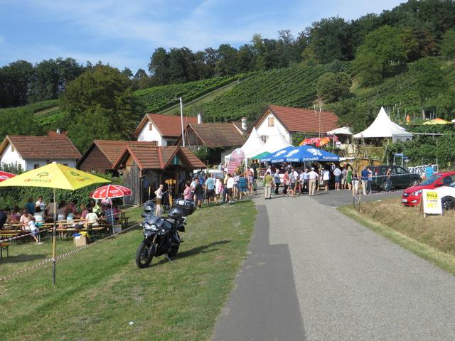 Das beliebte Uhudlerfest auf dem Eltendorfer Hochkogel findet heuer vom 4. bis 6. September statt.