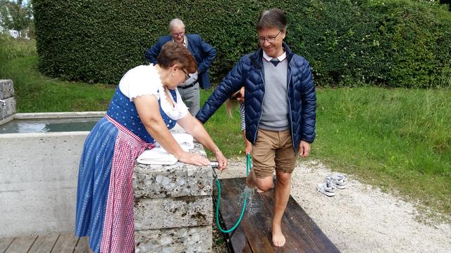 Obfrau Elisabeth Winkler mit Bürgermeister Josef Wentner