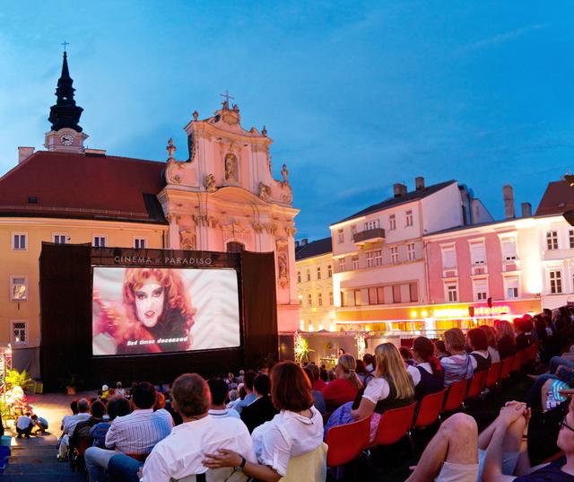 An 60 Spieltagen von 2.7. bis 30.8.20 gibt es täglich Kinogenuss und Live-Veranstaltungen vom Feinsten.  | Foto: Reiter-Cinema Paradiso