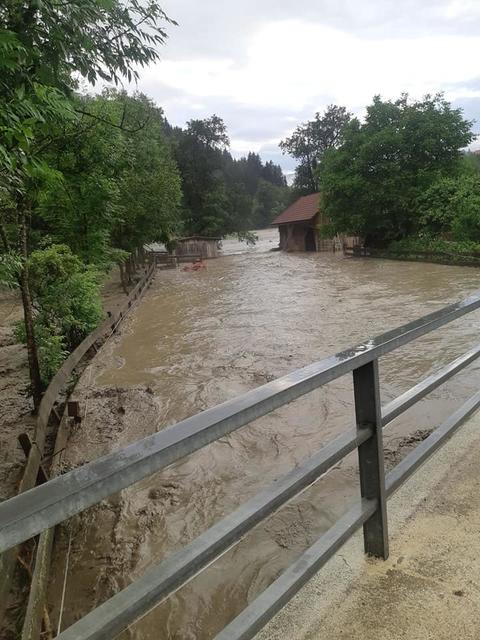Schwere Unwetter gingen gestern nieder.  | Foto: Faceboook/Veronika Leitner