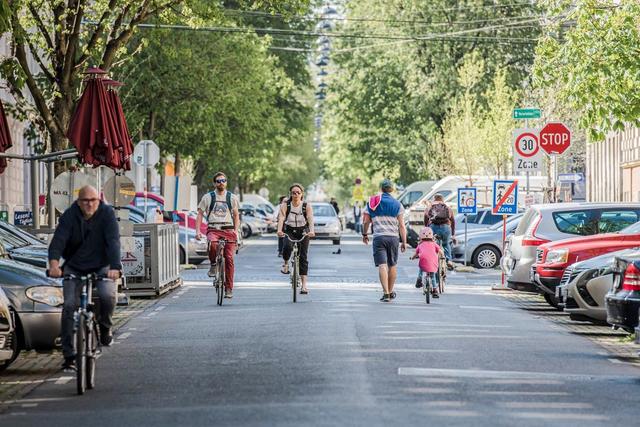 Die Margaretner wünschen sich beim partizipativen Budget mehr Begrünung, weniger Verkehr und den Ausbau des Radwegnetzes im Bezirk. | Foto: Karo Pernegger