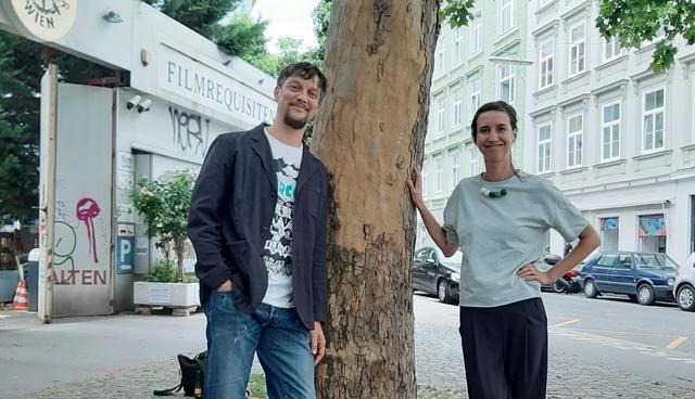 Adam Lukas unterstützt Bezirksvizin Nikola Furtenbach als neuer Kultursprecher der Grünen Margareten.