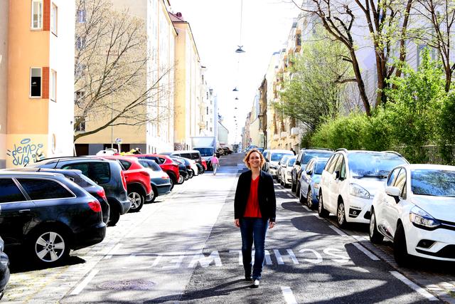 Wie die Anrainer die Begegnungszonen finden, will Bezirkschefin Halbwidl mit einem Fragebogen herausfinden.