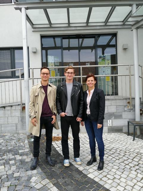 Alexander Scheidl, Gemeinderat Christoph Enke und Natascha Hoxha | Foto: NEOS/Alexandra Leirouz