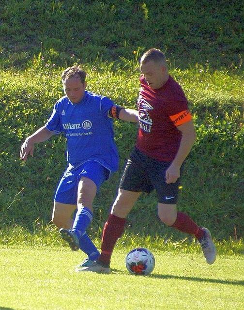 2. Klasse Mitte-Klub SC Unterfrauenhaid und Michael Kautz (r.) gehen neue Wege.