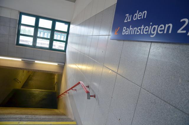 Am Ennser Bahnhof fehlt es derzeit an Barrierefreiheit.