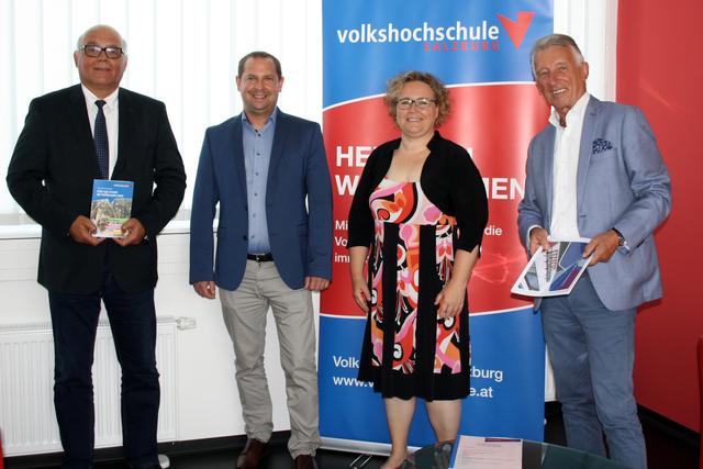 Der scheidende Direktor Günter Kotrba, Matthias Strasser, die bestellte Nachfolgerin Nicole Slupetzky und Helmut Mödlhammer.