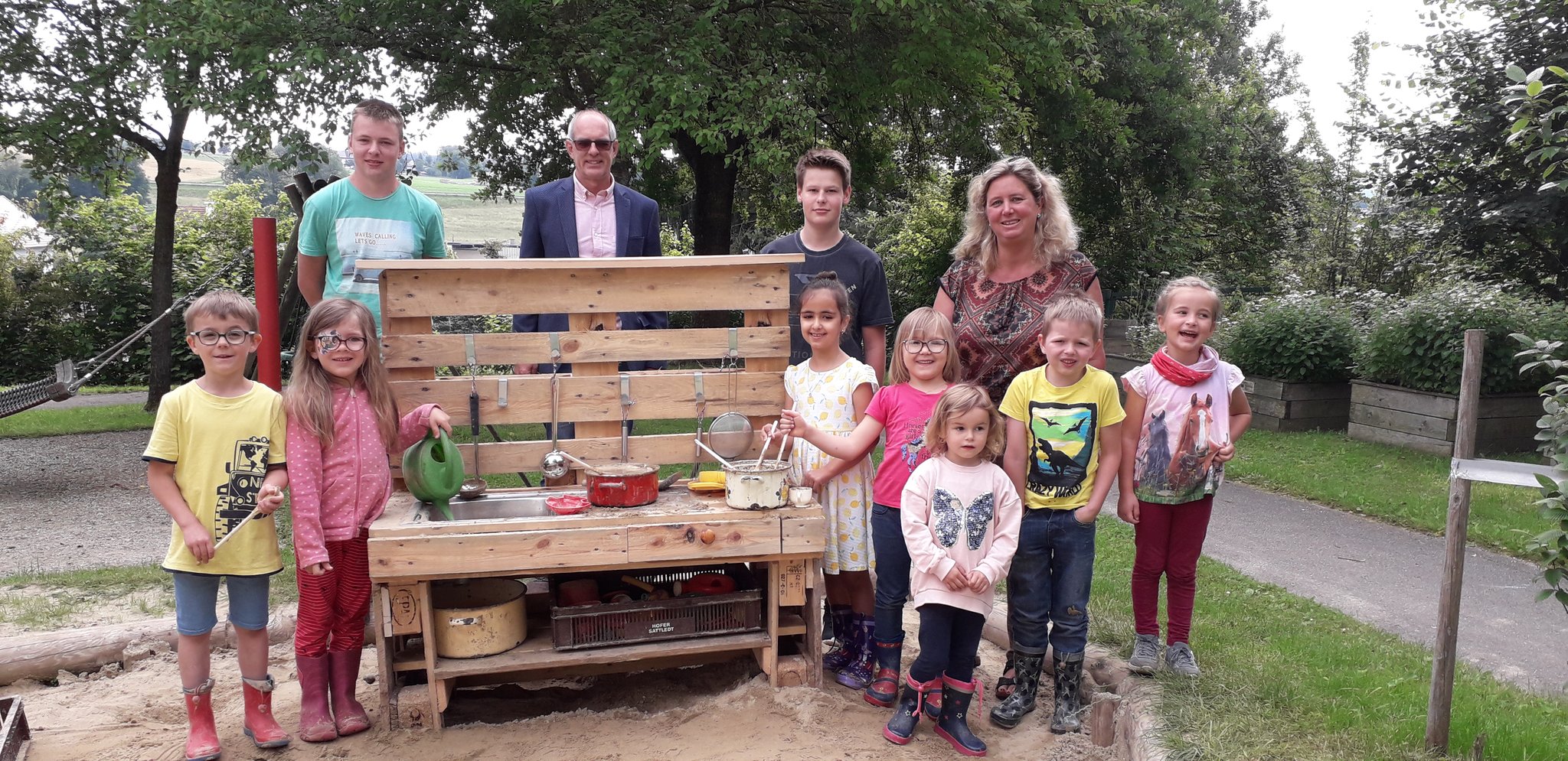 Schulprojekt "Matschküche" für den Kindergarten Wartberg Kirchdorf