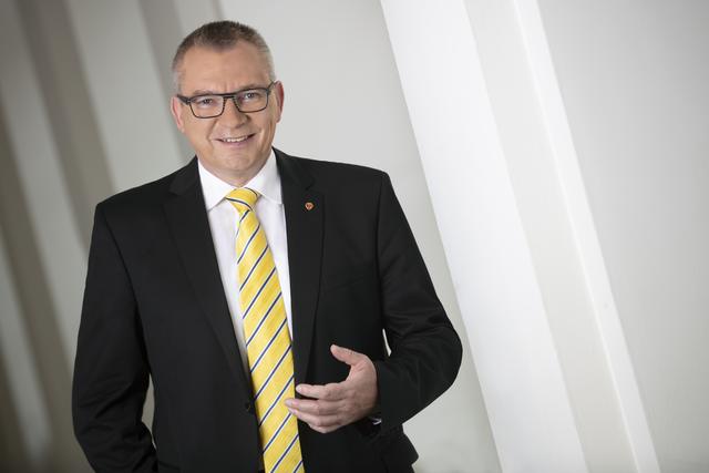 LR Johannes Tratter: "Die Tiroler Gemeinden gelten gerade in diesen Zeiten als wesentlicher Konjunkturmotor und haben großen Anteil an der hohen Lebensqualität in unserem Land."