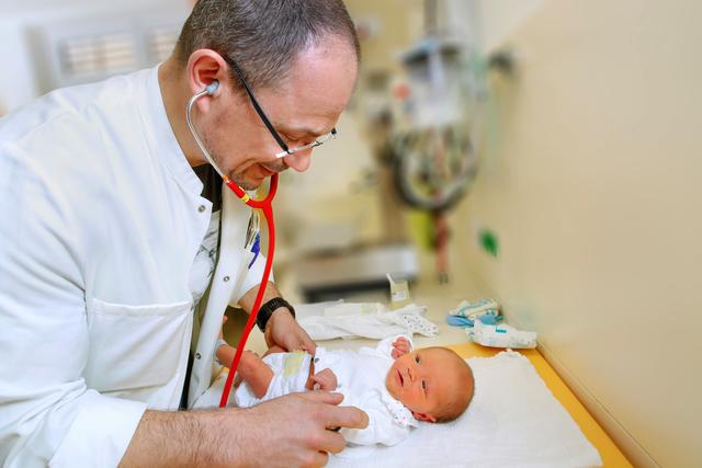 Primar Gerhard Pöppl, Leiter der Abteilung für Kinder- und Jugendheilkunde am Pyhrn-Eisenwurzen Klinikum Kirchdorf.
