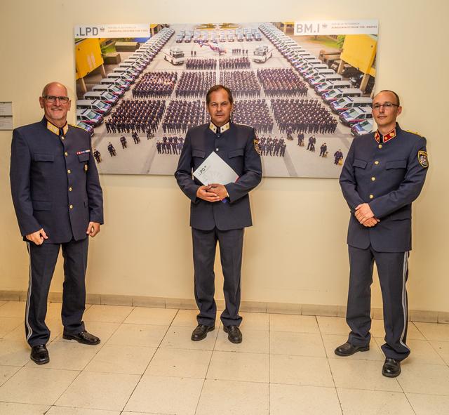 Landespolizeidirektor Edelbert Kohler, Chefinspektor Erich Gliber und Bezirkspolizeikommandant Michael Jaufer (v.l.) | Foto: LPD Tirol/ Gruber