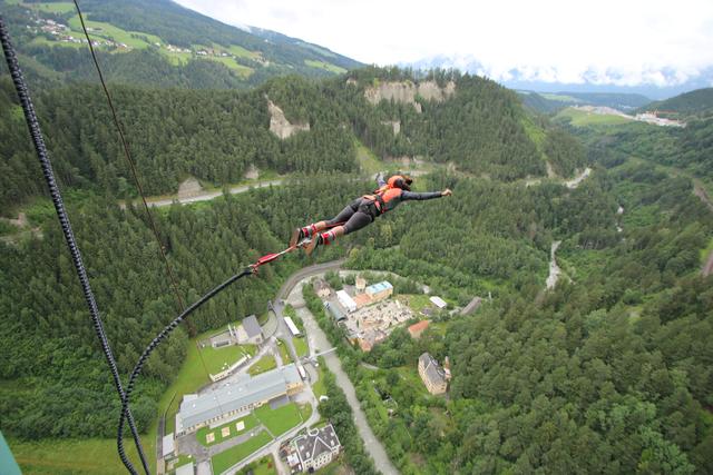 In der Luft: Hannah Prock aus Mieders