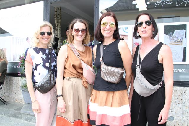Wünschten viel Erfolg: Kerstin, Ingrid, Judith und Monika.