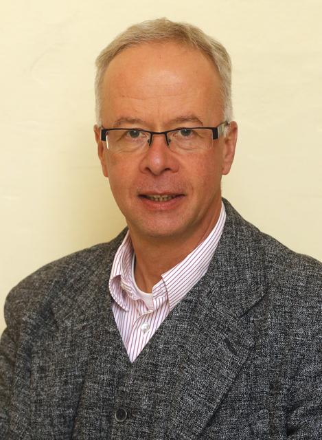 Rektor Robert Katnik feiert seinen Sechziger