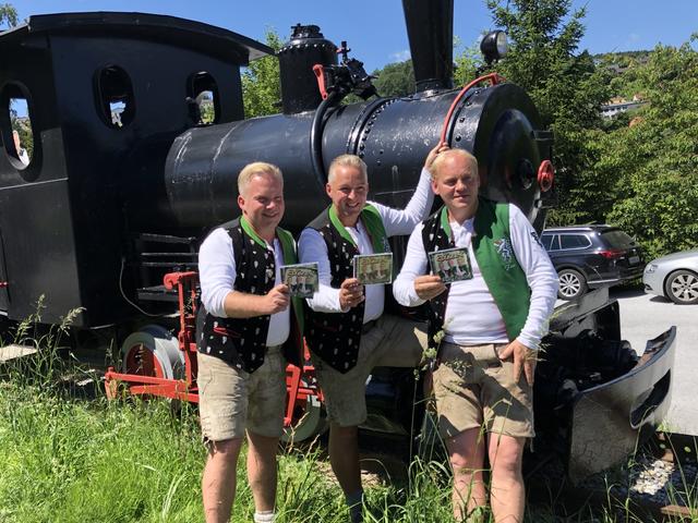 Die Edlseer präsentierten jetzt im bewusst kleinen Rahmen Ihre neue CD "Echte Freind" in Ihrer Heimat Birkfeld. | Foto: Hofmüller (34x)