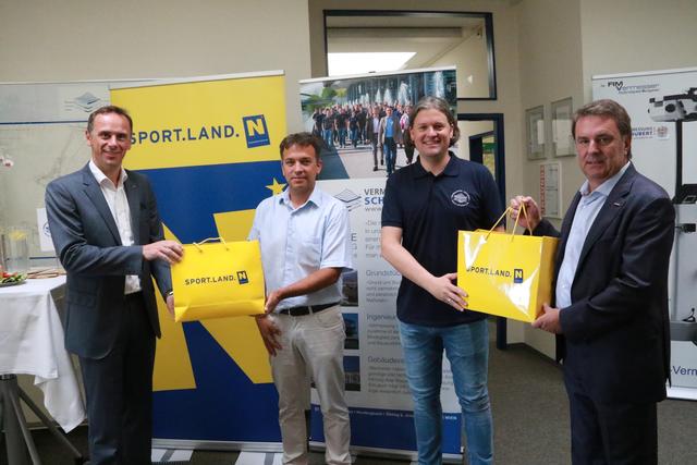 Sportlandesrat Jochen Danninger, DI Martin Oberzaucher, DI Dominik Mesner, Wirtschaftskammer Niederösterreich Präsident Wolfgang Ecker