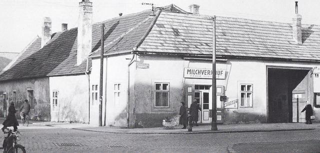 Foto: Schwechater Straßennamen...