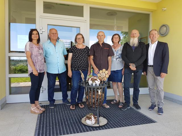 Amtsleiterin Marlies Huber, Erich Steurer, Christine Josef, Werner Pimperl, Karoline Breinsberger, Franz Tiwald, BGM Wolfgang Tauss