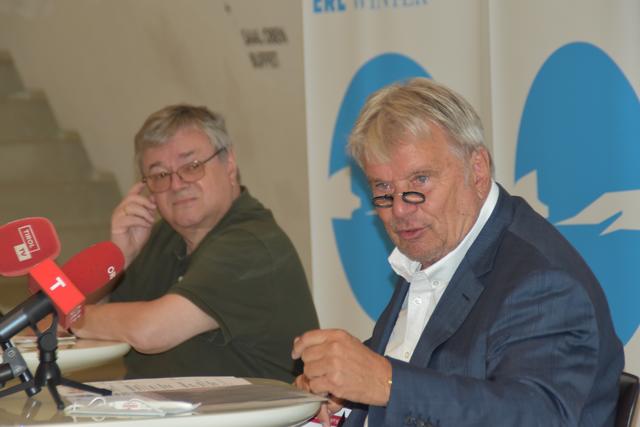 Präsident Hans Peter Haselsteiner und sein Intendant und Geschäftsführer Bernd Loebe präsentierten die Programmschwerpunkte.