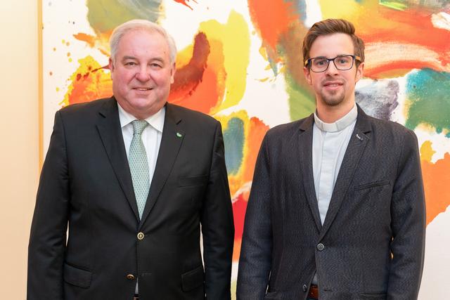 Bernhard Mayrhofer zu Gast bei LH Hermann Schützenhöfer
 | Foto: Land Steiermark/Jesse Streibl